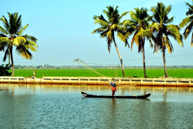 5 Days Private Kerala Tour Package by Saffron India Tours - Detailed Tour Itinerary and Overview