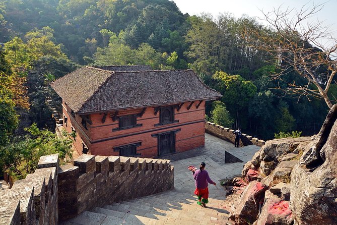 5 Days Tanahunsur Village Homestay Hike - Tour Details