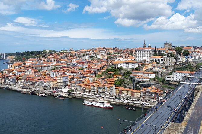 5 Days to the North of Portugal Private Tour - Day 2: Exploring Porto