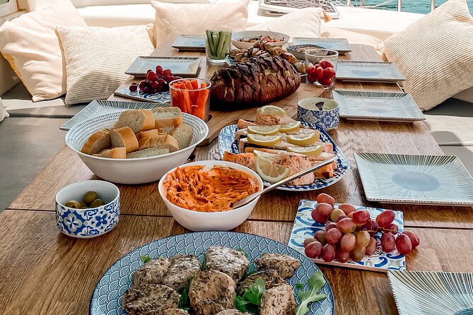 5-Hour Catamaran Tour Including BBQ - Lunch and Snorkeling Equipment