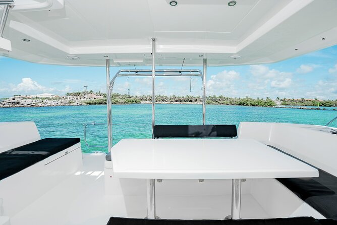 5-Hour Private 40 Luxury Catamaran 2-Stop Tour W/ Food, Open Bar & Snorkeling - Swim With Turtles and Snorkeling Included