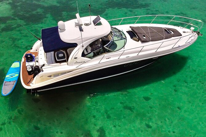 5-Hour Private 40 Yacht Tour to In-Ha Reef With Open Bar, Food & Snorkel - Open Bar With Unlimited Drinks