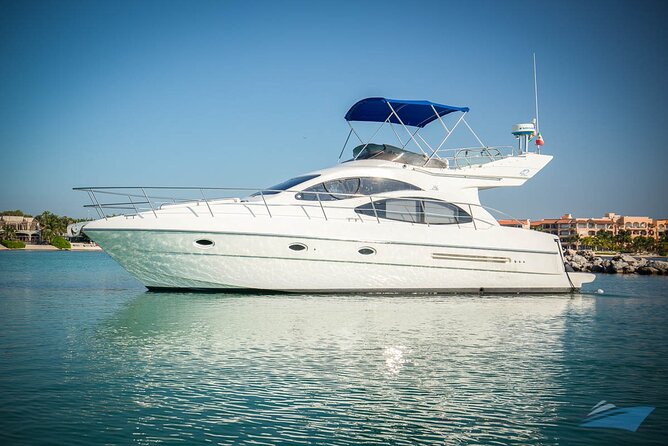 5-Hour Private 42 Azimut Yacht 2-Stop Tour W/ Food, Open Bar & Snorkeling - Overview and Itinerary