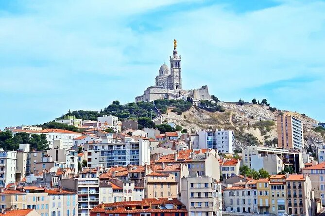 5-Hour Private Sightseeing Tour of the Provence From Marseille in Luxury Car - Highlights of the Tour
