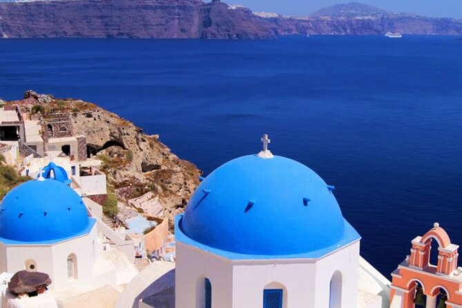 5 Hour Private Tour of Santorini Villages and Winery - Capture Unforgettable Memories on the Tour