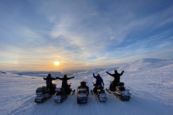 5-Hour Snowmobile Safari on the Arctic Tundra. Have Fun & Explore! - Booking and Cancellation Policies