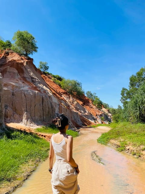 5-Hour Sunrise or Sunset Jeep Tour From Mui Ne Beach Town - Fishing Village Binh Thuan