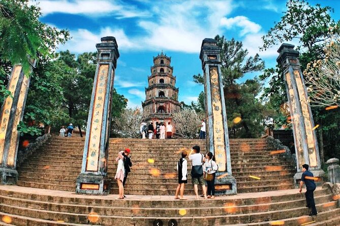 5 Hours Hue Car Rental, City Tours in Hué - Date and Traveler Selection