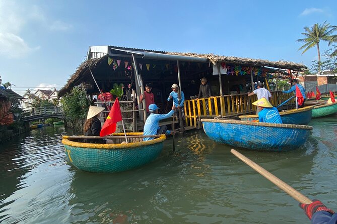 5 Hours in Cam Thanh Cooking Class, Basket Boat and Local Market - Learning Traditional Vietnamese Recipes