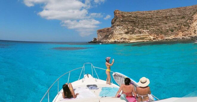 5 Hours Lampedusa: Boat Tour With Sandwich, SUP, and Snorkeling - Activity Details and Equipment