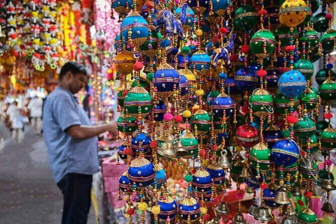 5 hours Little India, Kampong Glam, Chinatown with 9 Food Tasting - Good To Know