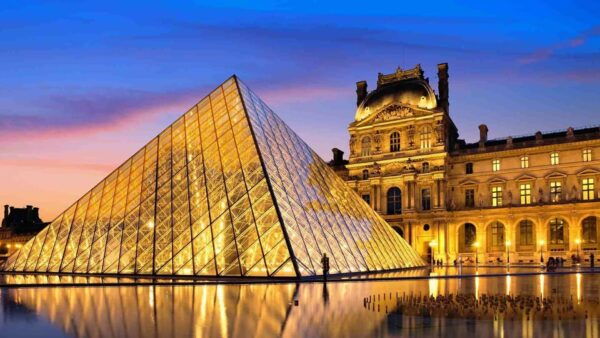 5 Hours Paris Night Tour With Crazy Horse and Wine Tasting - Important Considerations