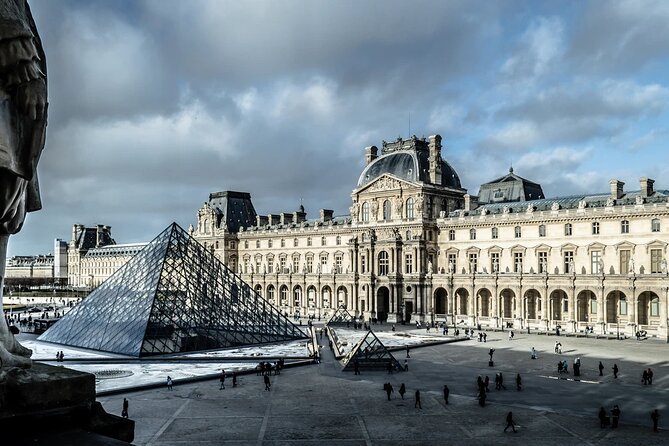 5 Hours Paris Trip With Photoshoot and Eiffel Tower Including Hotel Pickup - Trip Duration and Itinerary