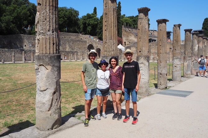 5 Hours Private and Guided Tour to Pompeii and Herculaneum With Archaeologist - Tour Overview