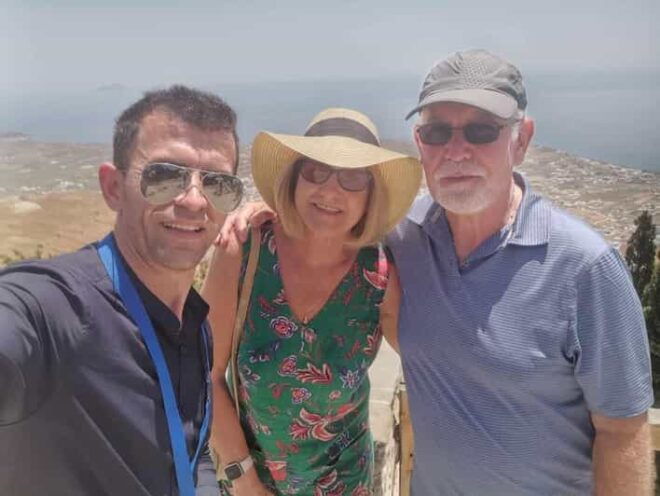 5 Hours Santorini Sightseeing Experience - Inclusions and Amenities