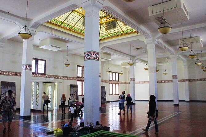 5 Hours Surabaya Comfort City Tour - Old Surabaya and the Red Bridge