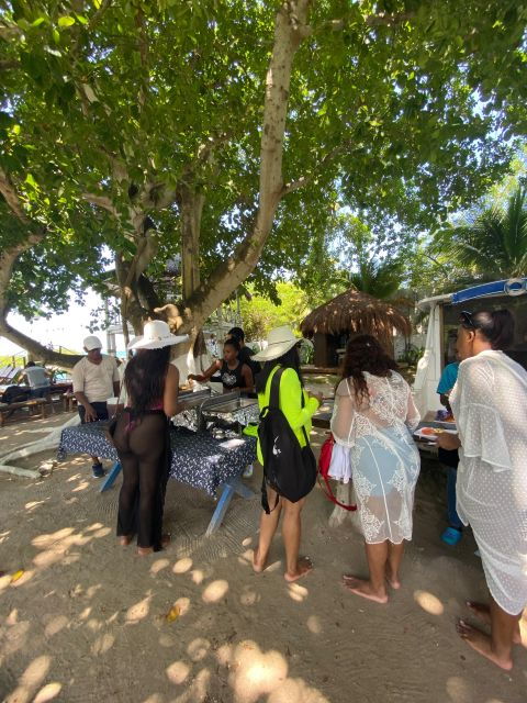 5 Islands Tour Snorkel, Lunch and Music Cartagena - Good To Know
