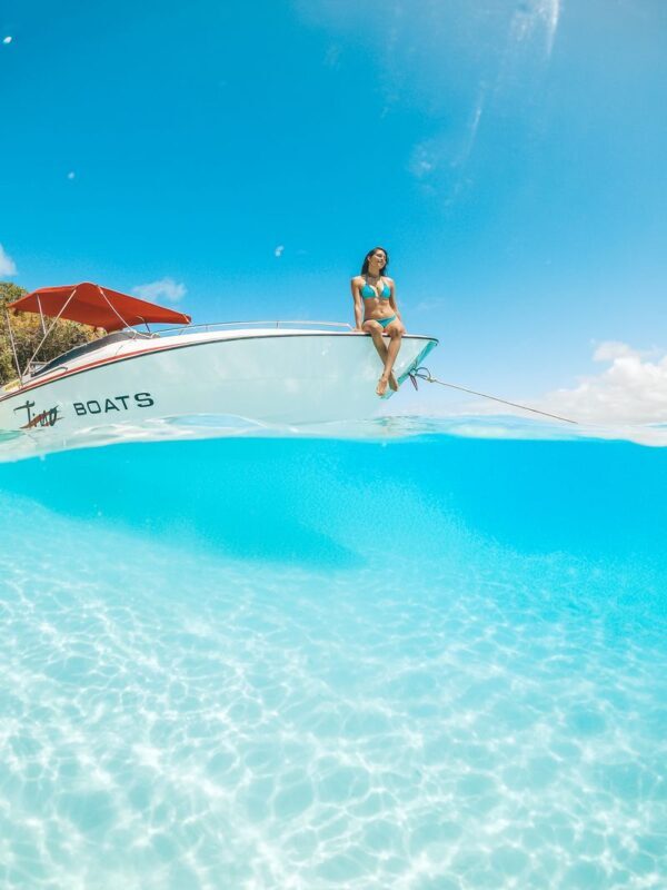 5 Islands Tour with BBQ & Snorkeling in Mauritius - Barbecue lunch and included refreshments