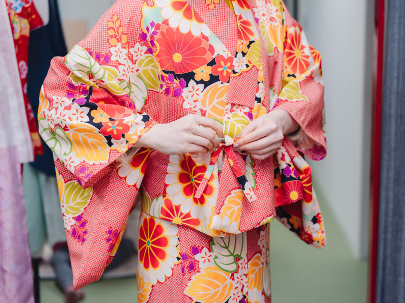 5-Min Kimono Dressing & Harajuku Photo Stroll - What makes the setting special