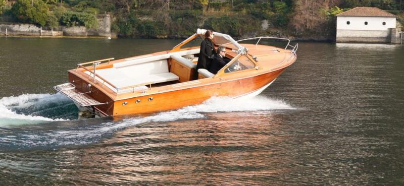 5 or 6 hours Classic Wooden Boat Tour with Prosecco - The Sum Up