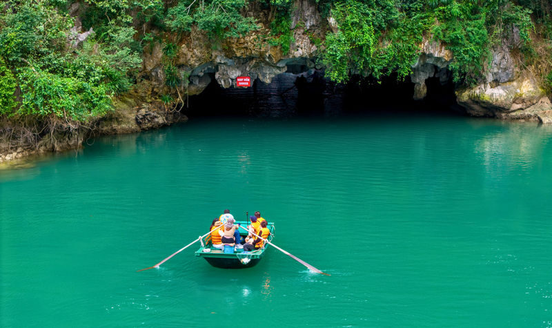 5-Star Luxury 2D1N Cruise: Ha Long Bay & Lan Ha Bay - The price: what is covered, and what is extra