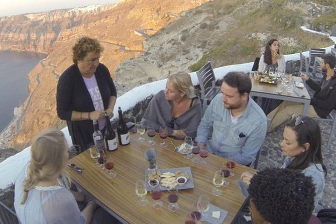 5 Towns in 5 Hours: Santorini Most Popular Tour With Wine Tasting - Tips for a Great Tour Experience