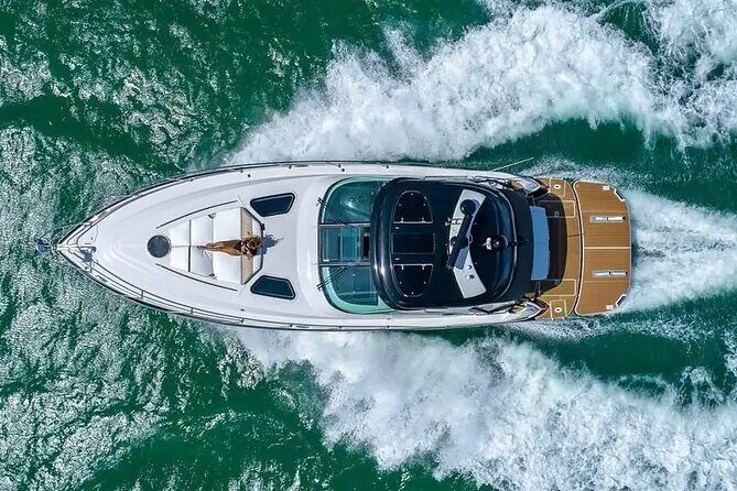 50ft 1 Hour FREE Miami Yacht Rental 3 to 6 Hours 13 People - What Makes This Yacht Experience Stand Out?