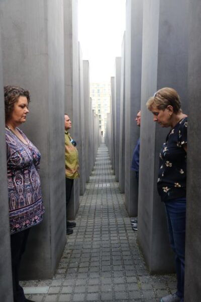 5h Berlin Private Tour With Guide, Chauffeur & Photographer - The Sum Up
