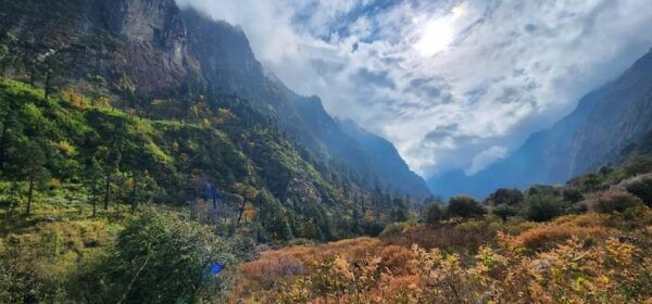 6-Day Gosaikunda Trek: A Himalayan Amazing Adventure - Best Time to Trek