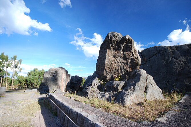 6-Day in Machu Picchu Jungle, Sacred Valley and Rainbow Mountain - DAY 2: Cusco – Maras – Moray – Ollantaytambo