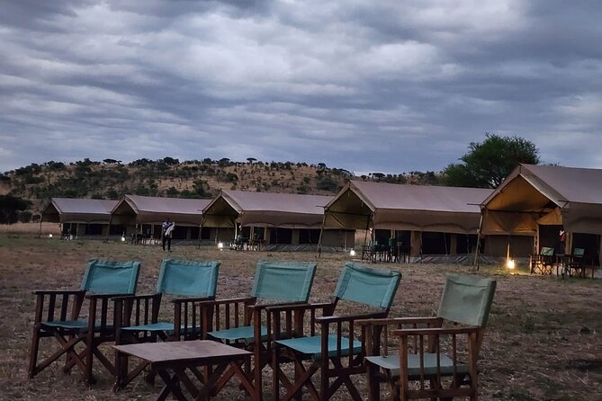 6-Day Ngorongoro & Serengeti Private Guided Safari - Meals Included