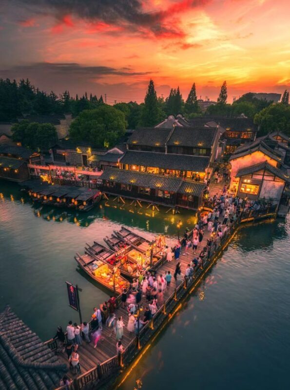 6-Day Small Group Tour of Shanghai & Wuzhen Scenic Area - Day 5: A full day at Shanghai Disneyland