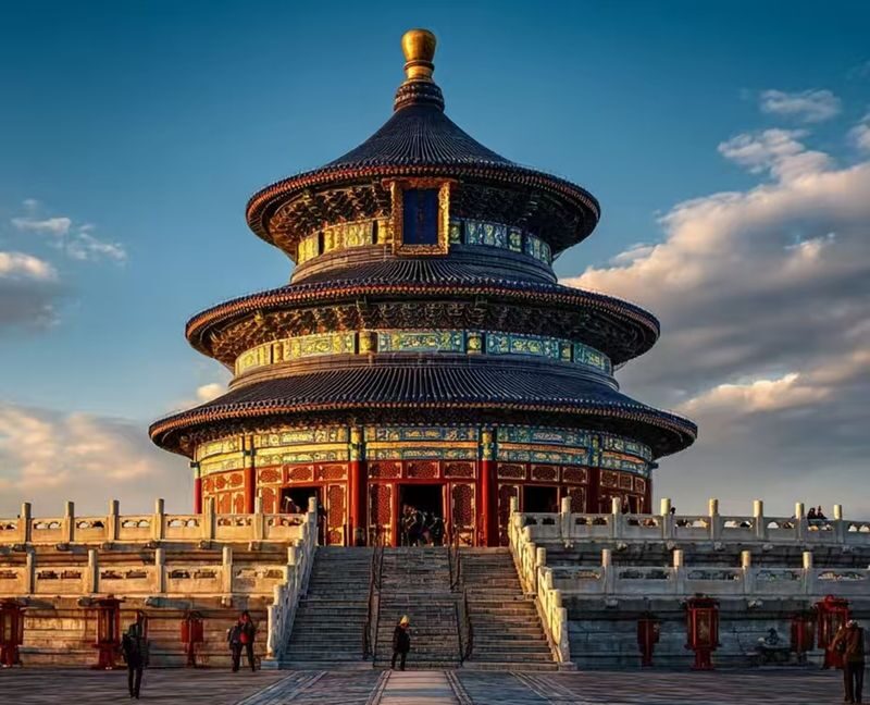 6-Day Tour of Beijing Forbidden City + Great Wall + Summer Palace + Beijing-style Cuisine - Day 5: Imperial gardens and a seasonal choice