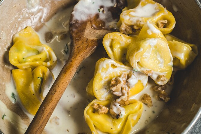 6-Day Venice, Garda & Northern Italy Small-Group Tour From Rome - Frequently Asked Questions