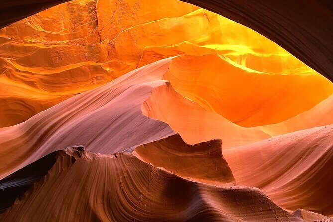 6 Day Zion Antelope Grand Canyon and Las Vegas Tour - Transportation and Group Dynamics