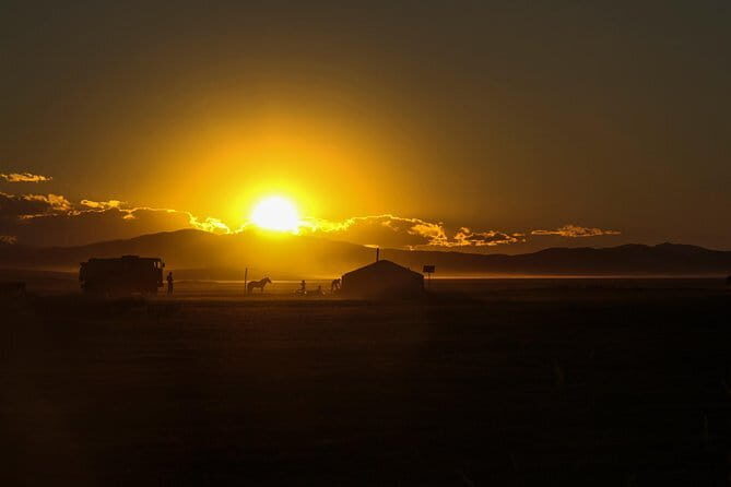6 Days Color of Gobi Desert - Good To Know