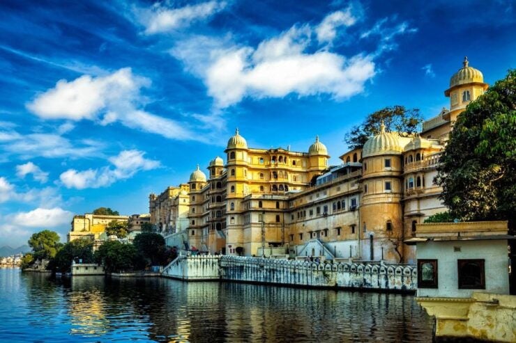6 Days Golden Triangle Delhi - Agra - Jaipur - Udaipur Tour - Pickup and Accessibility Details