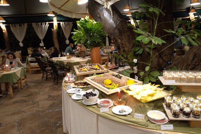 6 Days Guided Safari: Nairobi / Lake Nakuru / Lake Naivasha / Masai Mara N R - The Sum Up