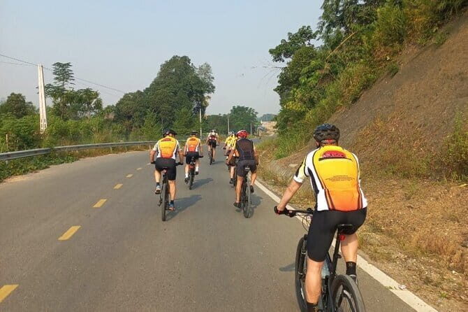 6 Days Hanoi Private Cycling to Hagiang Mountain - Day 1: Hitting the Road from Hanoi to Ha Giang