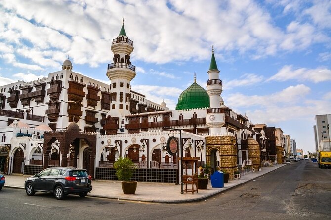 6 Days Jeddah,Taif, Al Baha & Abha Tour - Transportation and Guide