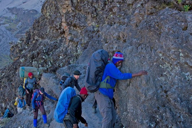 6 Days Mount Kenya Climbing Through Chogoria Route - Accommodation
