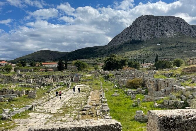 6-Hour Private Luxury Tour in Athens: Exclusively for Couples - What to Expect During the Tour