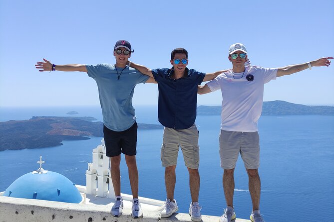 6-Hour Private Santorini Sightseeing Tour - Positive Reviews - Knowledge and Personalized Experiences