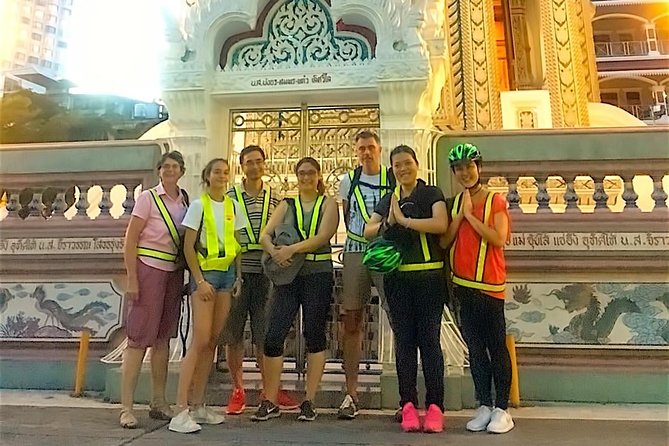 6-Hour Siam Ratree Night Bike Tour of Bangkok - Minimum Traveler Requirement