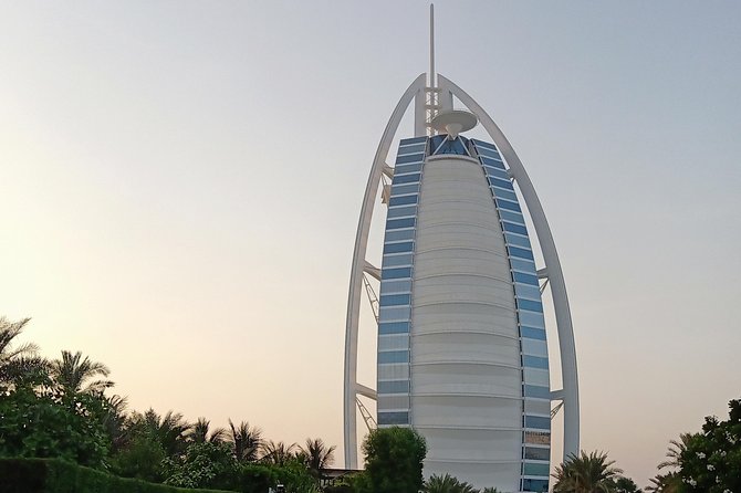 6 Hours Modern and Traditional Half Day Dubai City Tour - The Sum Up