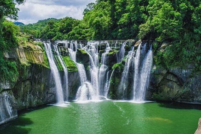 6 Hours Private Charter from Taipei in Shifen and Jiufen - FAQs