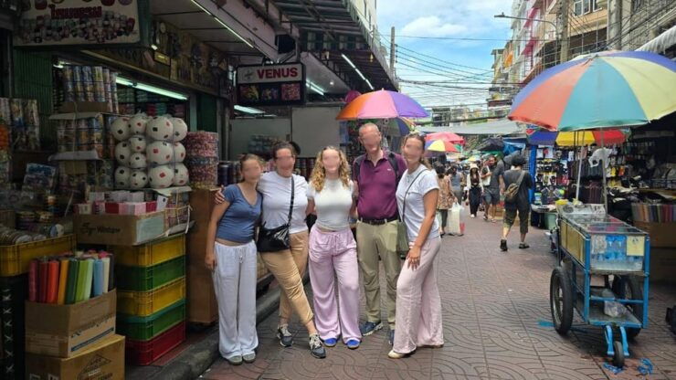 6 Market :Rom-Hub,Damnoen,Yaowarat,Sampeng,Pahurat,Pakklong - Key Points