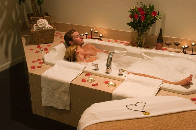 60 Min Couples MASSAGE to Choose and 30 Min Floral Bath at THAI SPA MASSAGE - Benefits of a Couples Massage