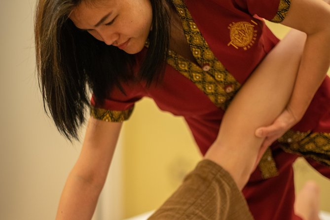 60 Min Foot and Leg MASSAGE at THAI SPA MASSAGE BARCELONA - Inclusions and Amenities
