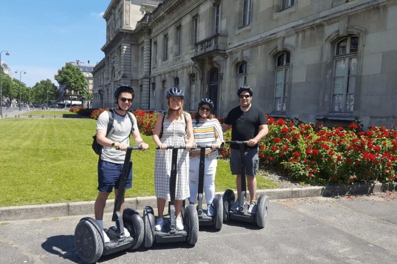 60-minute Guided Segway Tour in Paris - The guide is part of the value